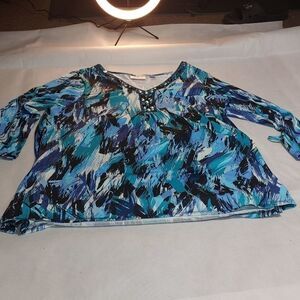 Avenue Women's Blouse Blue Size 18/20